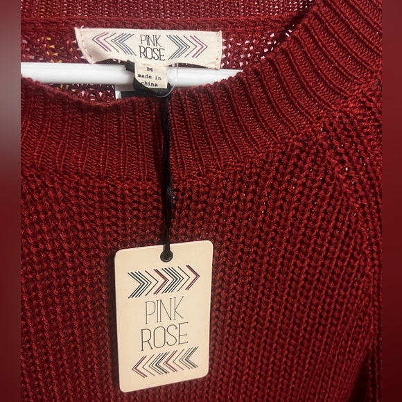 Sweater new with tags - Picture 2 of 5